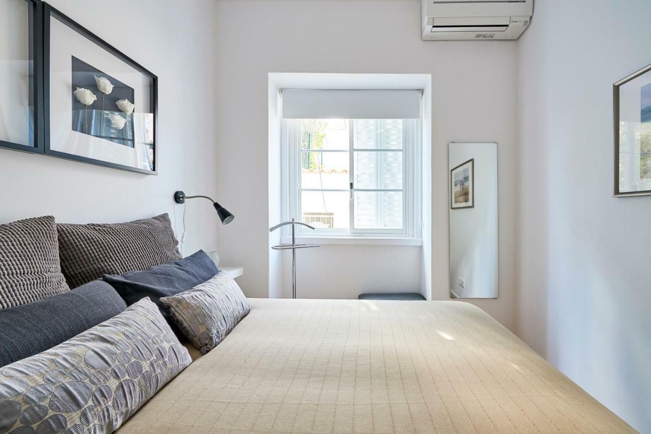 Apartment Casa Oliveira In Alvalade Lissabon